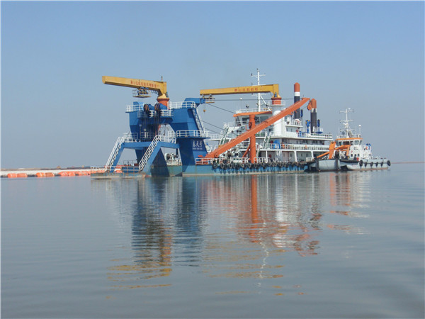 绞吸式挖泥船.jpg